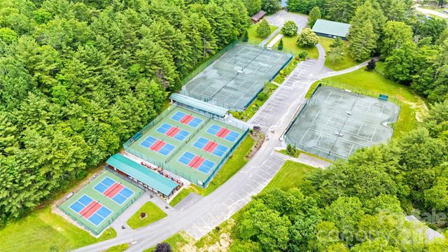 180 Longview Road, Newland, NC 28657