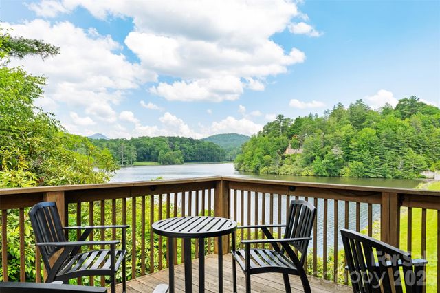 180 Longview Road, Newland, NC 28657