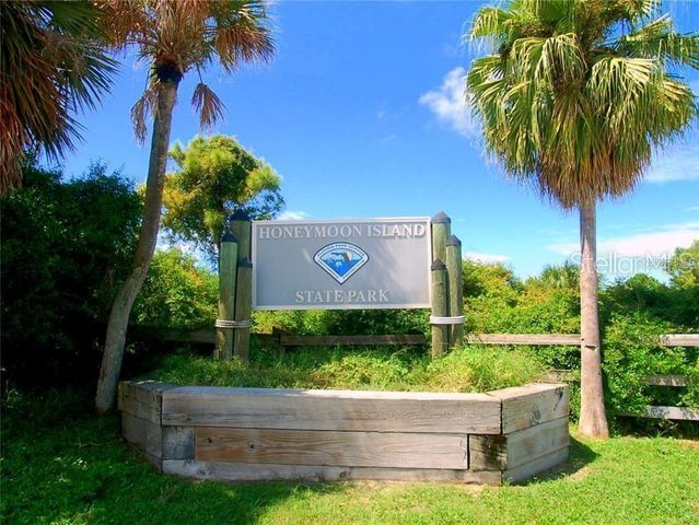 212 BUNKER HILL LANE 212, Dunedin, FL 34698