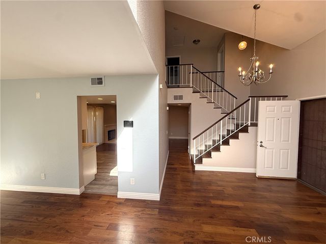 6 Pepper Court, Inglewood, CA 90302