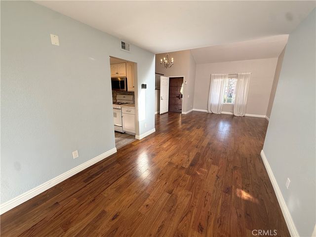 6 Pepper Court, Inglewood, CA 90302