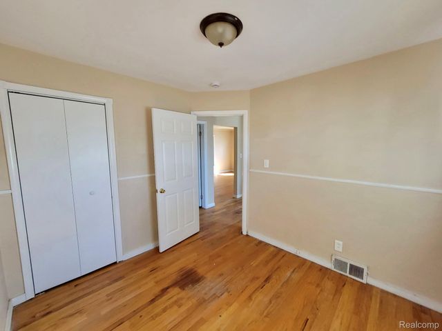 24503 Brittany Avenue, Eastpointe, MI 48021