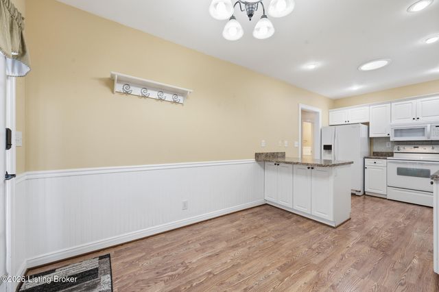 3132 Bushmill Park, Louisville, KY 40241