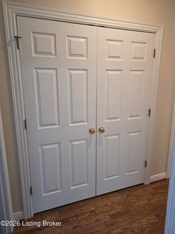 3132 Bushmill Park, Louisville, KY 40241
