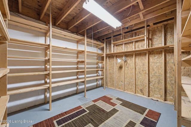 3132 Bushmill Park, Louisville, KY 40241
