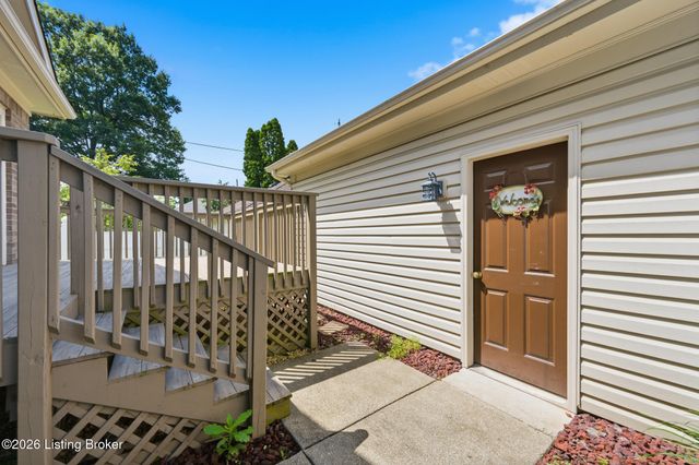 3132 Bushmill Park, Louisville, KY 40241