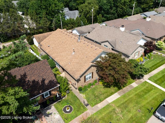 3132 Bushmill Park, Louisville, KY 40241