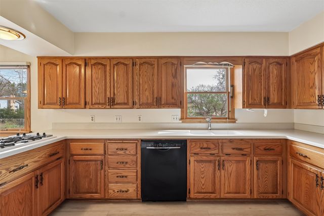 7104 Jefferson Avenue, Windsor Heights, IA 50324