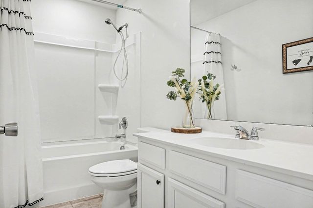 211 Daniels Creek Circle, Goose Creek, SC 29445