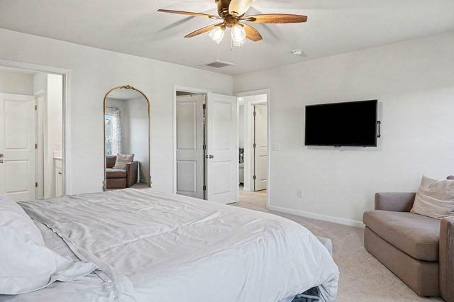 211 Daniels Creek Circle, Goose Creek, SC 29445