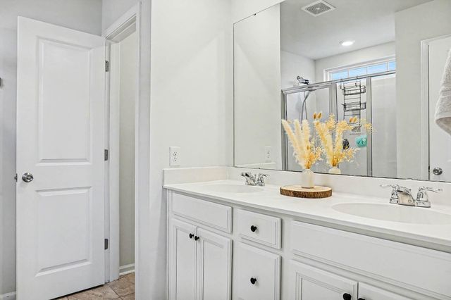 211 Daniels Creek Circle, Goose Creek, SC 29445