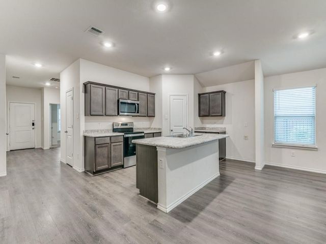 1008 Silver Maple Lane, Royse City, TX 75189