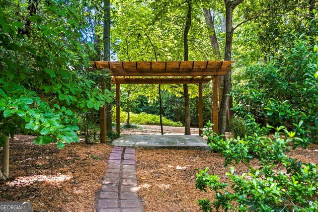 1571 Fama Drive NE, Atlanta, GA 30329