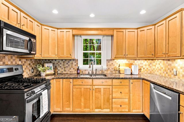 1571 Fama Drive NE, Atlanta, GA 30329