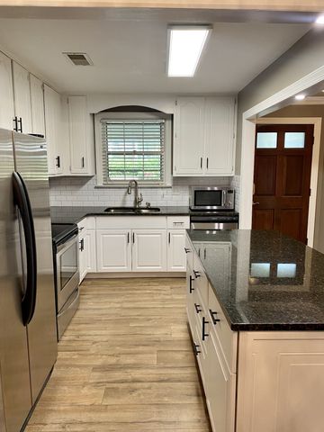 3188 Hillsboro Pike, Nashville, TN 37215