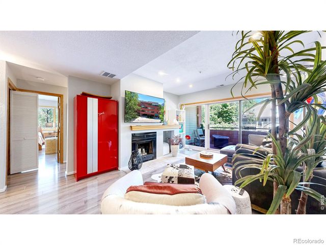 624 Pearl Street 203, Boulder, CO 80302