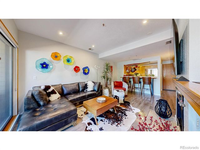 624 Pearl Street 203, Boulder, CO 80302