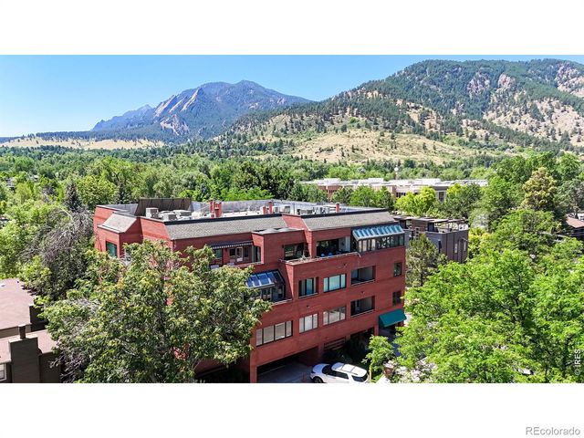 624 Pearl Street 203, Boulder, CO 80302
