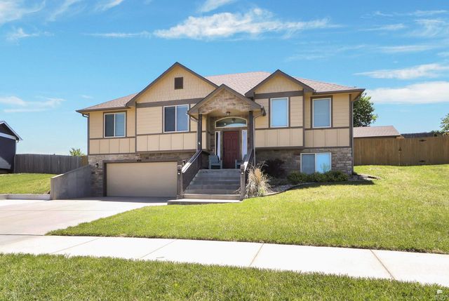 313 Firethorn Drive, Manhattan, KS 66503