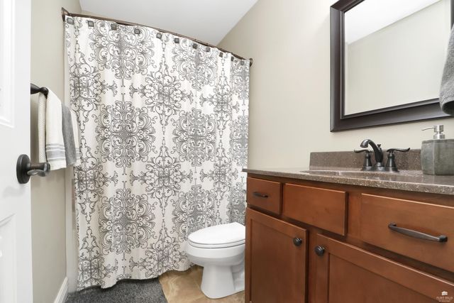 313 Firethorn Drive, Manhattan, KS 66503
