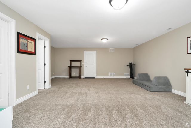 313 Firethorn Drive, Manhattan, KS 66503
