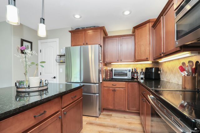313 Firethorn Drive, Manhattan, KS 66503