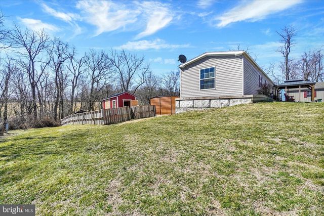 4780 HERBST RD, Red Lion, PA 17356