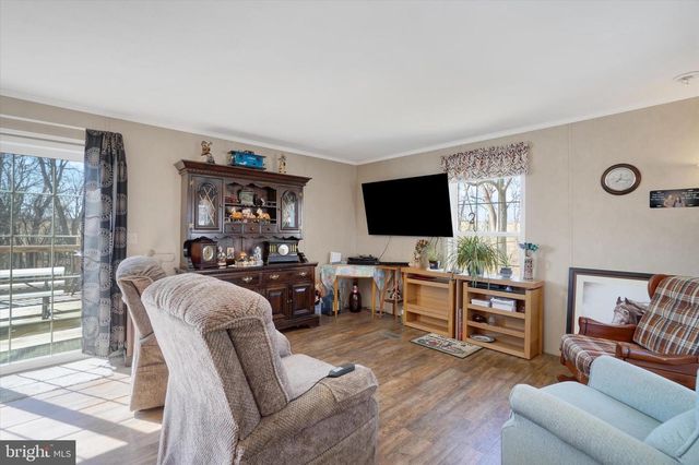 4780 HERBST RD, Red Lion, PA 17356