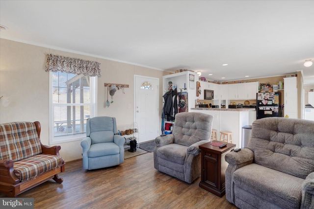 4780 HERBST RD, Red Lion, PA 17356