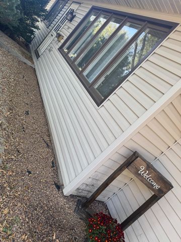 349 13th Street SW, Owatonna, MN 55060