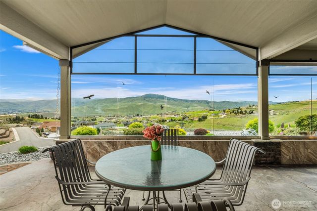 125 E Mountain Brook Lane, Wenatchee, WA 98801