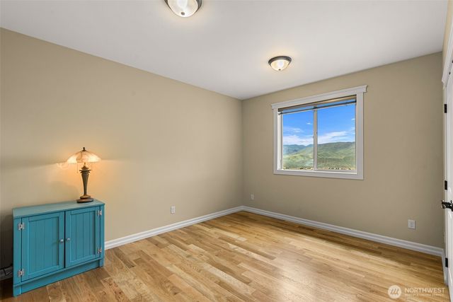 125 E Mountain Brook Lane, Wenatchee, WA 98801