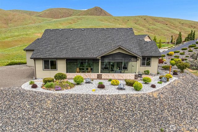 125 E Mountain Brook Lane, Wenatchee, WA 98801