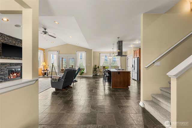 125 E Mountain Brook Lane, Wenatchee, WA 98801