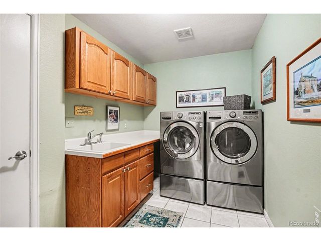 16949 W 68th Pl, Arvada, CO 80007