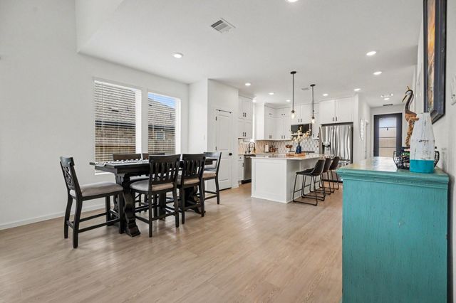 13716 Windward Mist Drive, La Marque, TX 77568