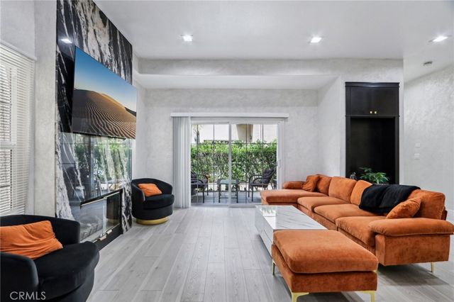 10659 Bloomfield Street, Toluca Lake, CA 91602