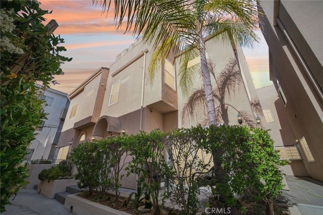 10659 Bloomfield Street, Toluca Lake, CA 91602