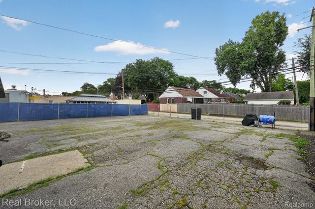 22713-22715 Plymouth Road, Detroit, MI 48239