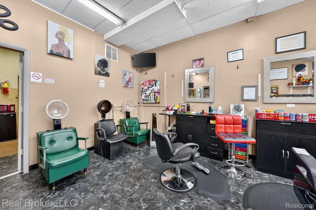 22713-22715 Plymouth Road, Detroit, MI 48239