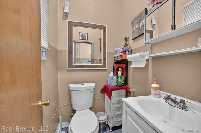 22713-22715 Plymouth Road, Detroit, MI 48239