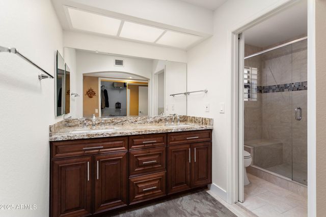 13635 W GEMSTONE Drive, Sun City West, AZ 85375