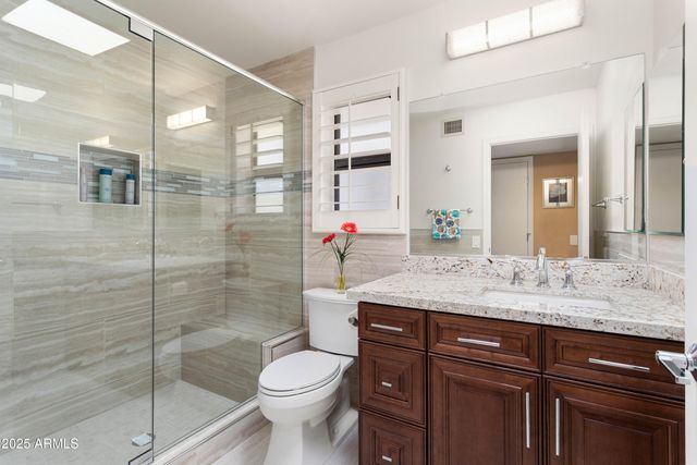 13635 W GEMSTONE Drive, Sun City West, AZ 85375