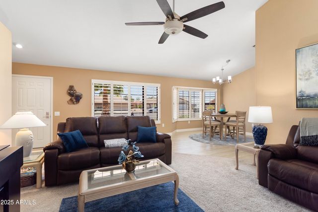 13635 W GEMSTONE Drive, Sun City West, AZ 85375