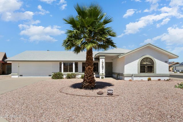 13635 W GEMSTONE Drive, Sun City West, AZ 85375