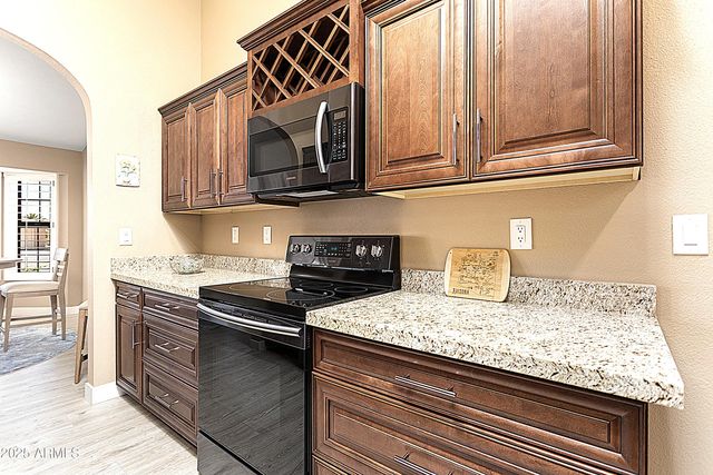 13635 W GEMSTONE Drive, Sun City West, AZ 85375