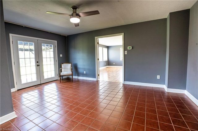 1437 Price Road, Eden, NC 27288