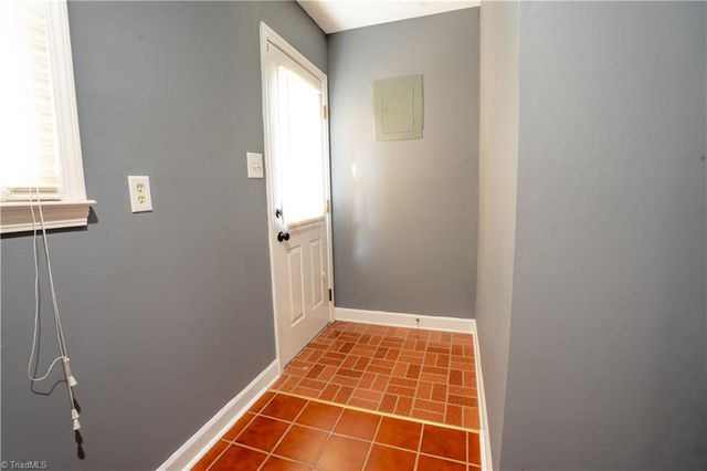 1437 Price Road, Eden, NC 27288