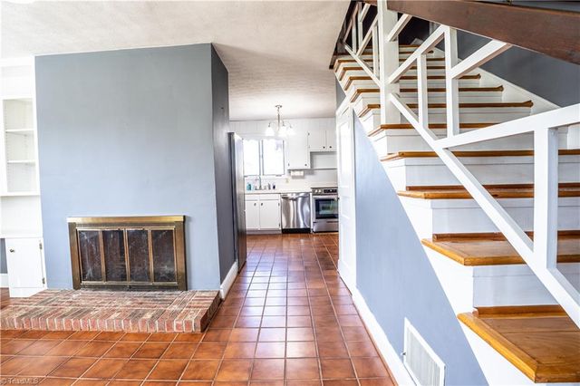 1437 Price Road, Eden, NC 27288