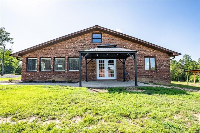 1437 Price Road, Eden, NC 27288